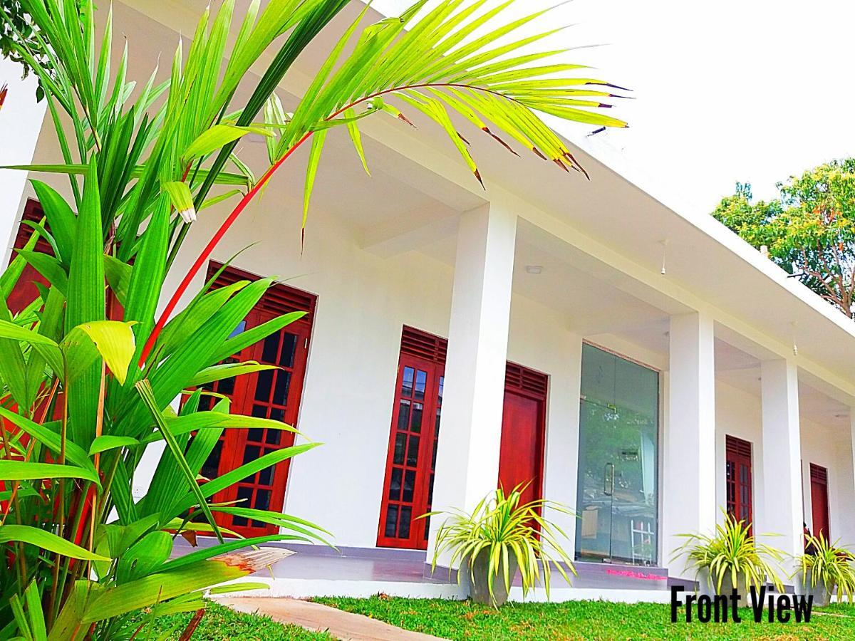 Kudapaduwa A&B Resort Negombo חדר תמונה